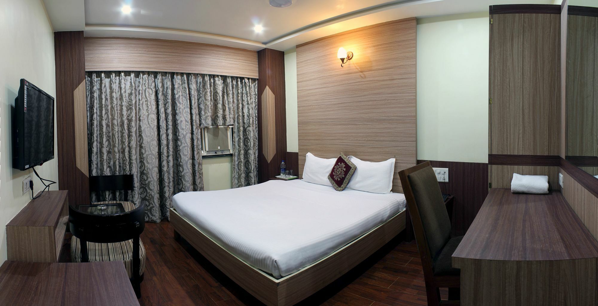 Hotel Puneet International Raipur  Exterior photo
