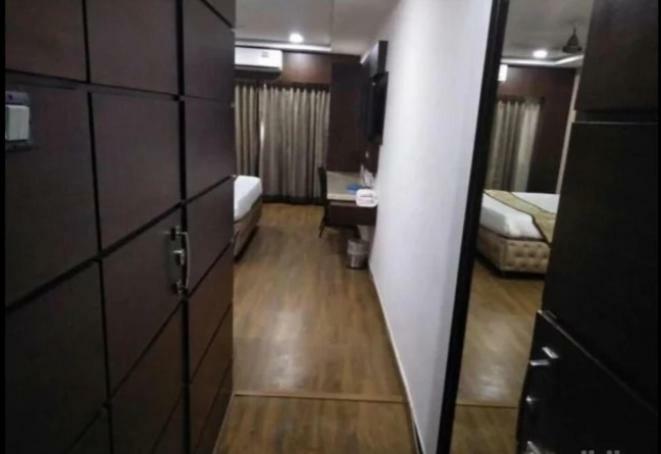 Hotel Puneet International Raipur  Exterior photo